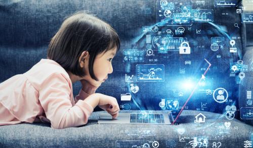 Genitori e Tecnologia: guida alla vita onlife dei figli