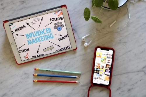 Influencer marketing, come lavorare con gli influencer Influencer marketing, come lavorare con gli influencer